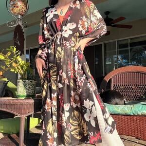 NWT Walker Baker Caftan Robe
